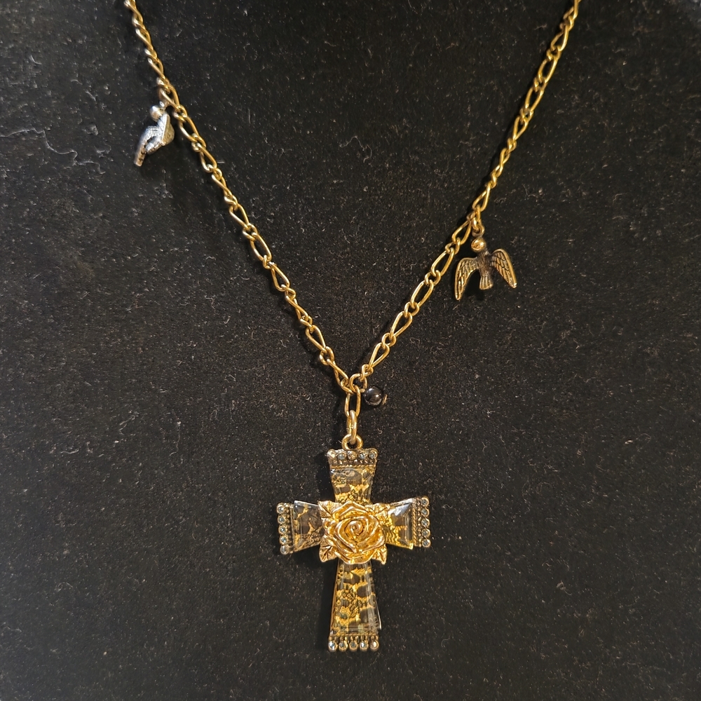 Betsey Johnson Vintage Animal/Lace Print Gold Cross Pendant Necklace - Picture 5 of 6